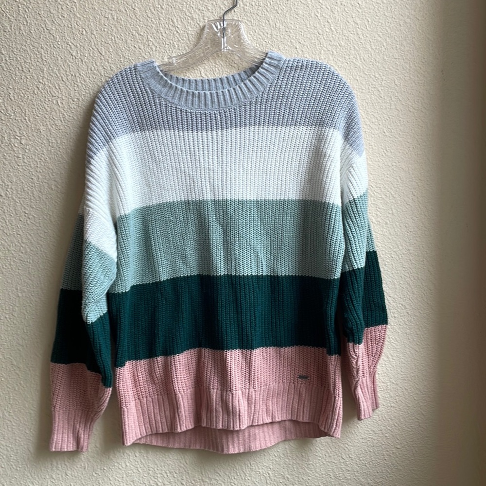 Hollister long sleeve knit sweater size XS